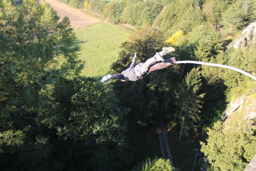 saut a lelastique Tours indre et loire 1