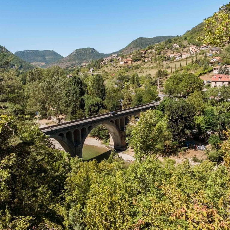 Saut a lelastique Gorges du Tarn