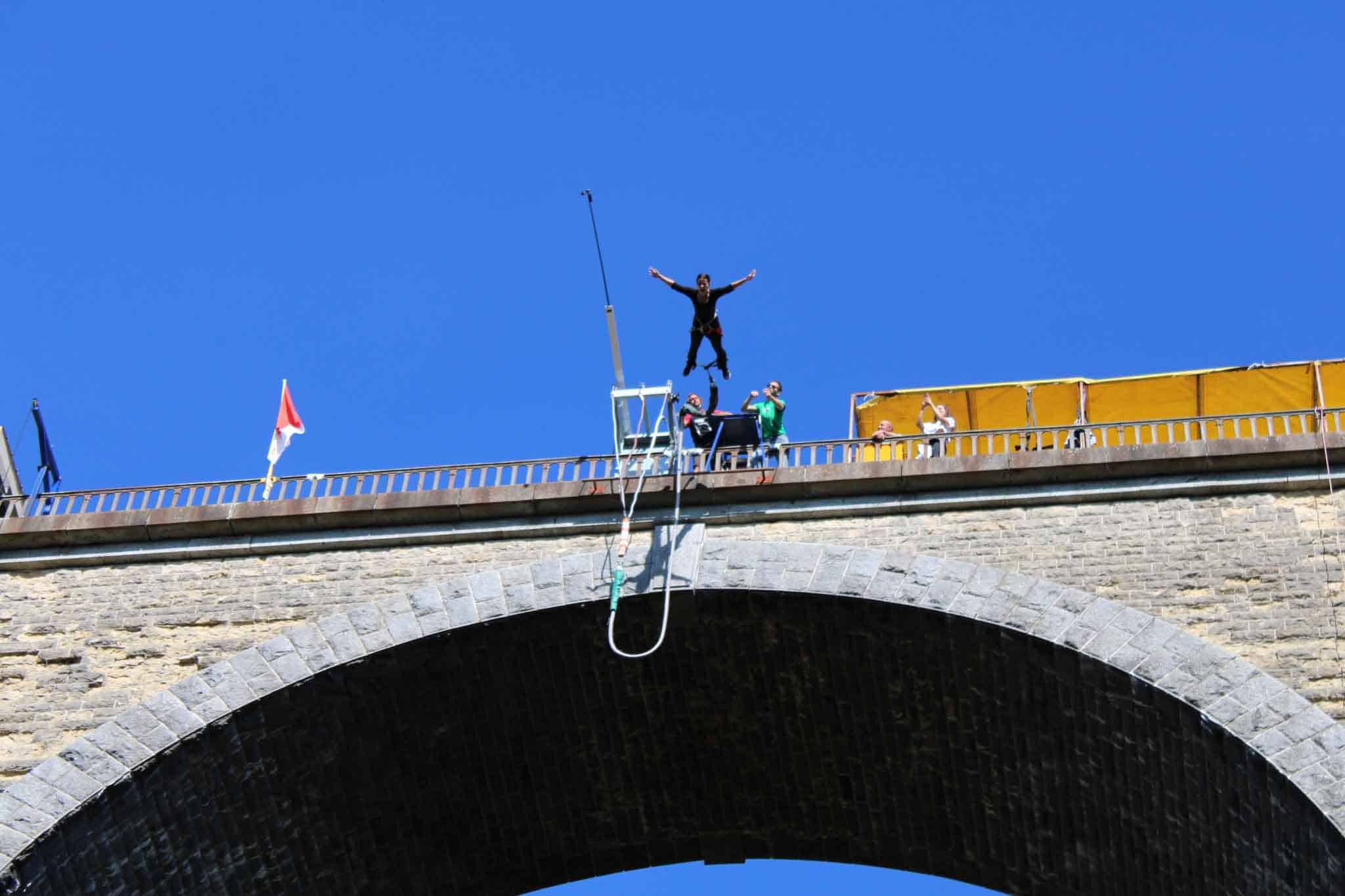 Saut a lelastique haute savoie bungee