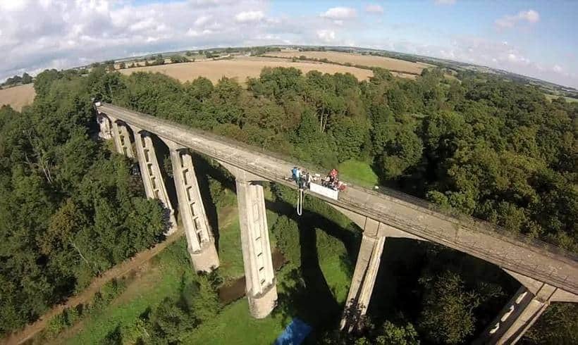 Saut a lelastique sarthe a Saint Georges le Gaultier