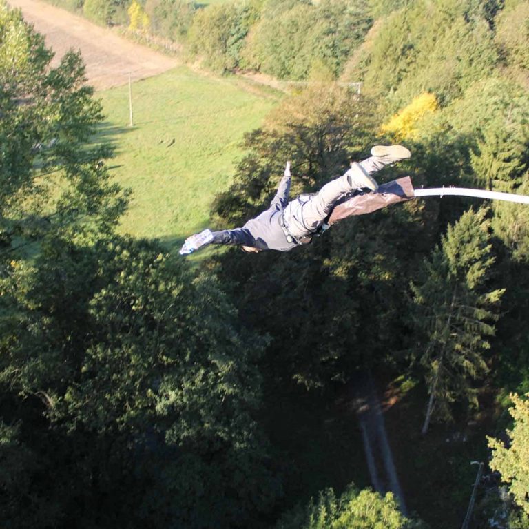bon cadeau saut à l'élastique
