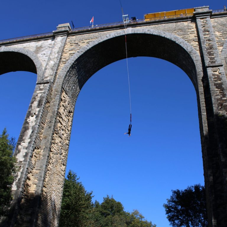 bon cadeau saut elastique vendee viaduc coquilleau pays de la Loire Nantes bretagne vendee