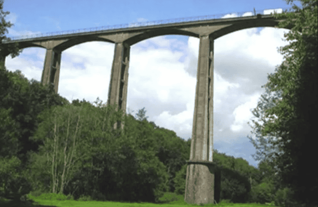 saint georges le gaultier saut a lelastique tours