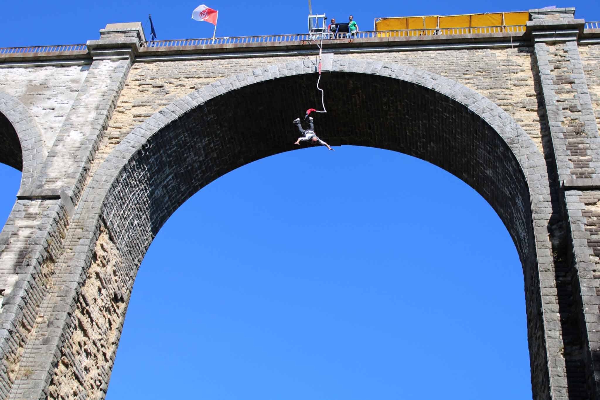 saut a lelastique pres dAnnecy