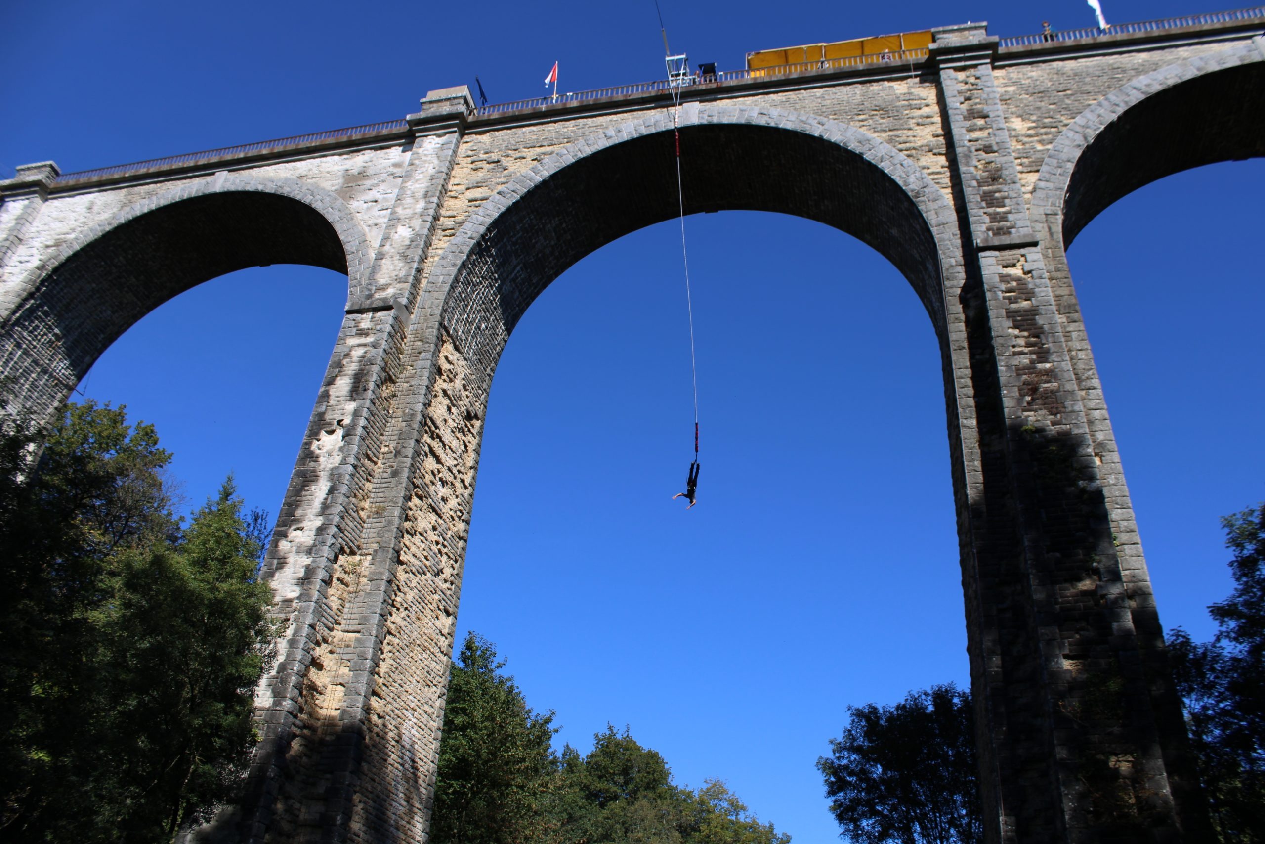 saut elastique le mans sarthe 72 viaduc coquilleau pays de la loire