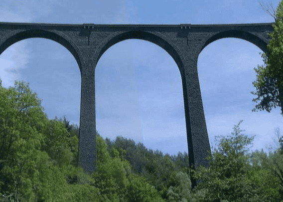 viaduc de banne saut a lelastique